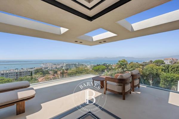 Cannes, Villa 8 Chambres -  1 400 m² à vendre