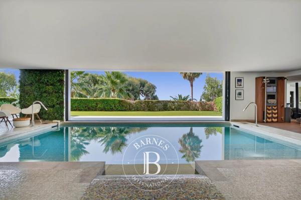 Cannes, Villa 8 Chambres -  1 400 m² à vendre