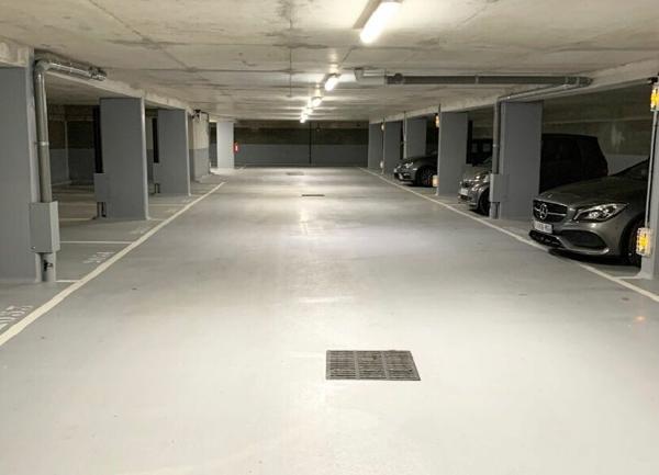 Stationnement à louer  •  La Varenne - Saint-Maur-des-Fossés