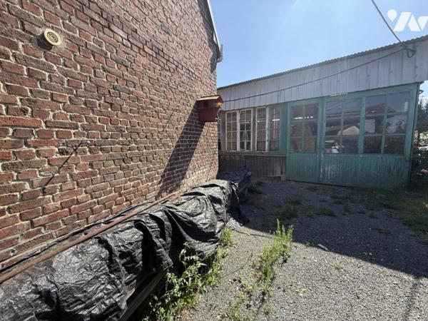 Maison de village avec dépendance