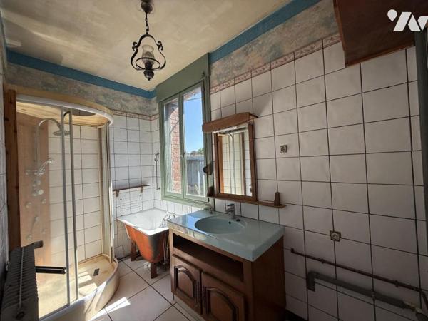 Maison de village avec dépendance