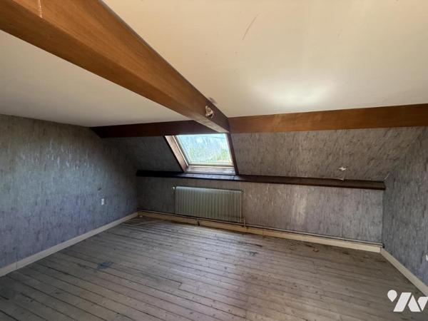 Maison de village avec dépendance