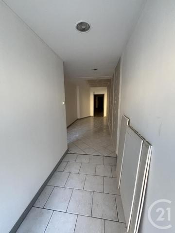 à vendre  760 m2 SENONES - 88