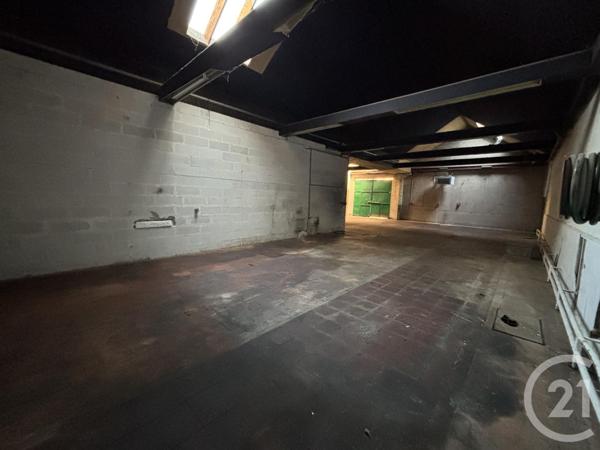 à vendre  760 m2 SENONES - 88