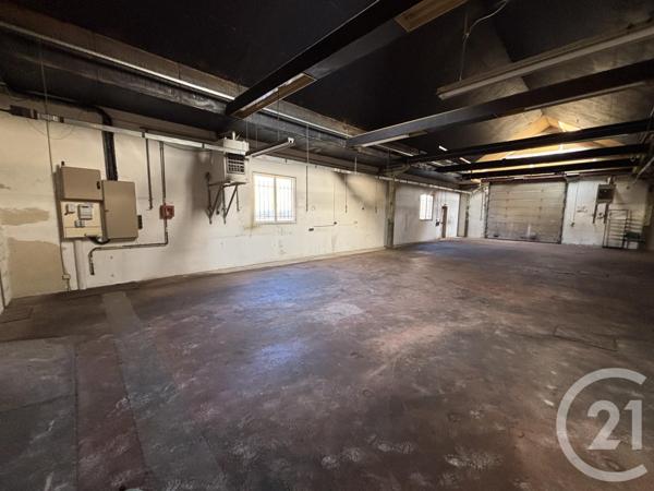 à vendre  760 m2 SENONES - 88