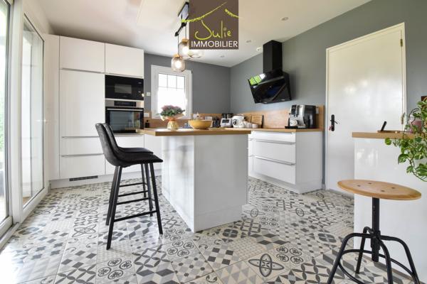Proche Cerizay - Maison avec vie de plain-pied et grand terrain