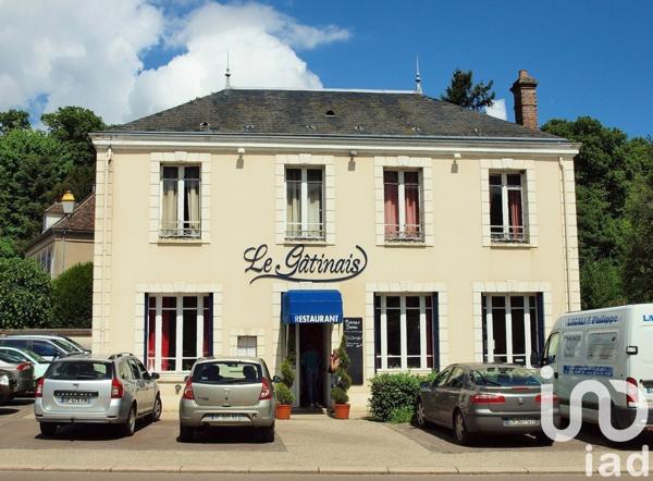 Maison 8 pièces de 180 m² à Saint-Valérien (89150)