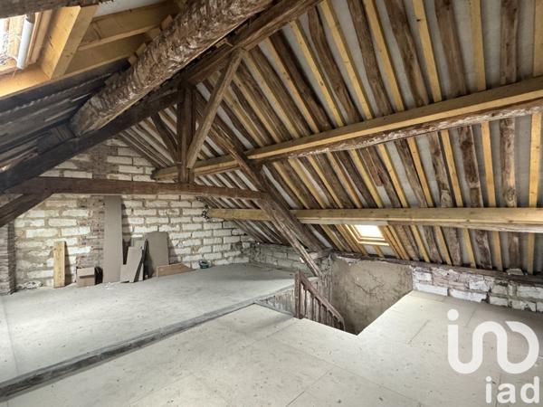 Maison 8 pièces de 180 m² à Saint-Valérien (89150)