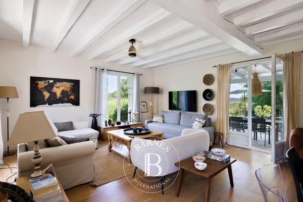 Urrugne, Maison 3 Chambres -  206 m² à vendre
