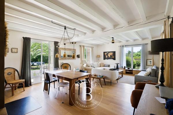 Urrugne, Maison 3 Chambres -  206 m² à vendre