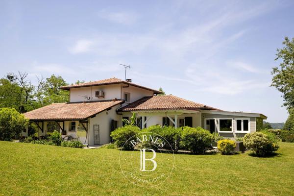 Urrugne, Maison 3 Chambres -  206 m² à vendre