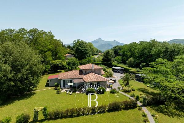 Urrugne, Maison 3 Chambres -  206 m² à vendre