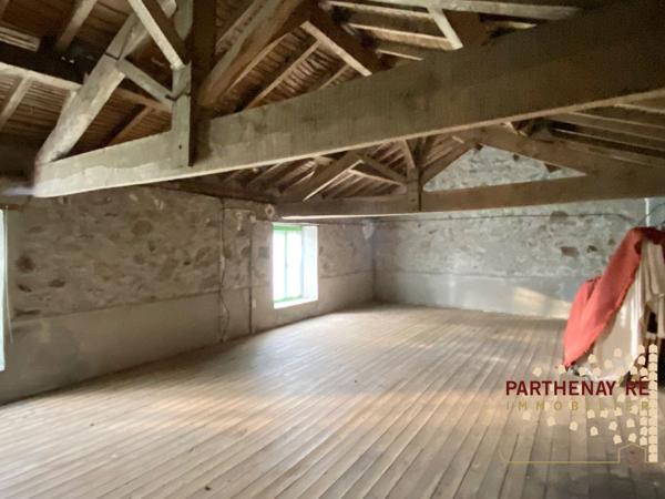 Maison de campagne et dépendances à LE TALLUD