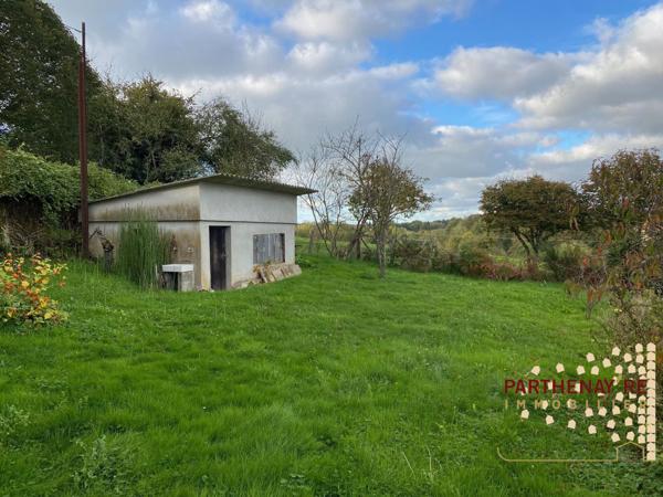 Maison de campagne et dépendances à LE TALLUD