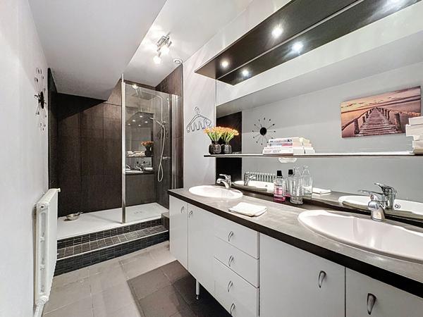 Maison Bourg En Bresse 373.47 m2