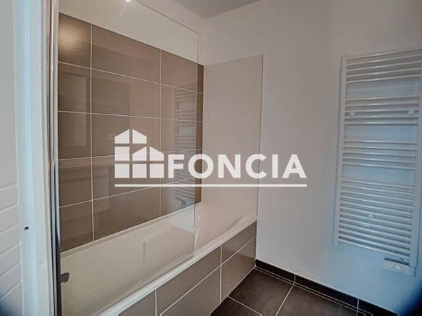 Location Appartement 2 pièces 47.25 m² - PLACE CHARLES DE GAULLE / RUE DU PRADO Castelnau Le Lez 34170