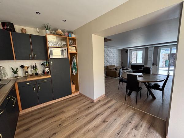 Maison familiale avec dépendance au coeur de Herbignac