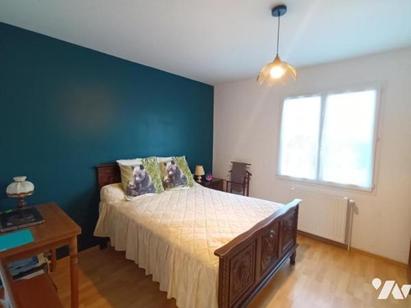 Proche quartier VERRON, maison récente de plain-pied avec trois chambres