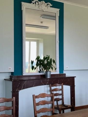 Dpt Gers (32), à vendre MARCIAC proche , Beau CHATEAU dominant sur 8ha ideal acueil public, EVENEMENTIEL, résidence séniors, communauté, habitat partagé