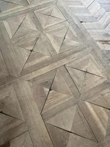 Dpt Gers (32), à vendre MARCIAC proche , Beau CHATEAU dominant sur 8ha ideal acueil public, EVENEMENTIEL, résidence séniors, communauté, habitat partagé