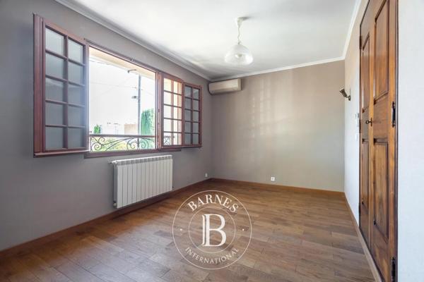 Marseille 9ème, Maison 5 Chambres -  223 m² à vendre