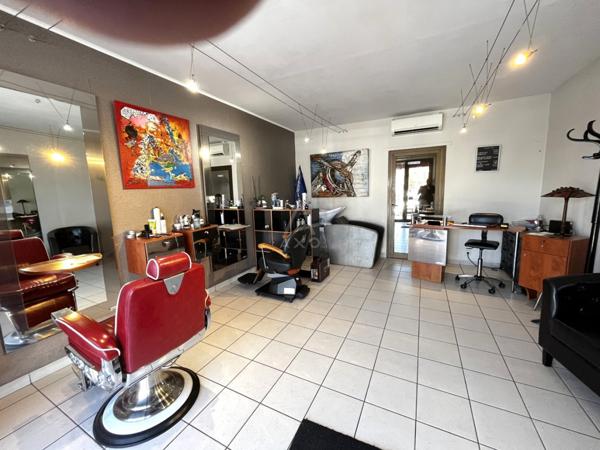 Fonds de commerce Salon de coiffure  Centre-ville de Mont-de-Marsan