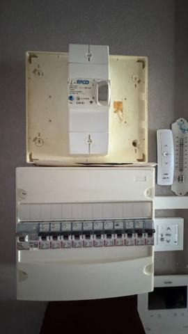 Quartier du Village, un Garage fermé 