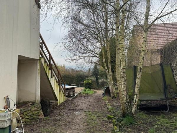 Maison en pierres avec jolie vue