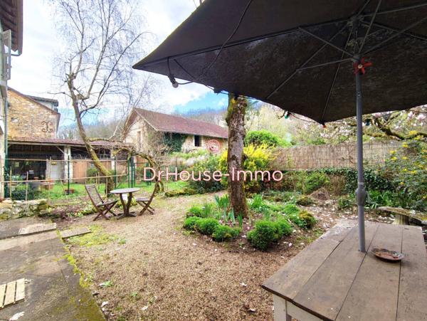 Immeuble à vendre 11 pièces de 253 m²