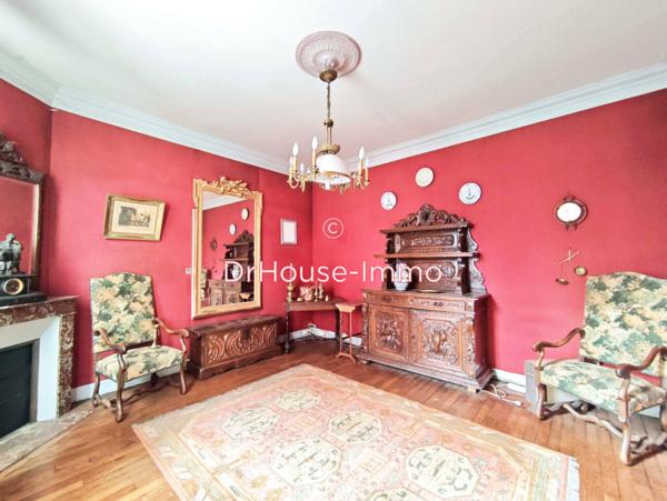 Immeuble à vendre 11 pièces de 253 m²