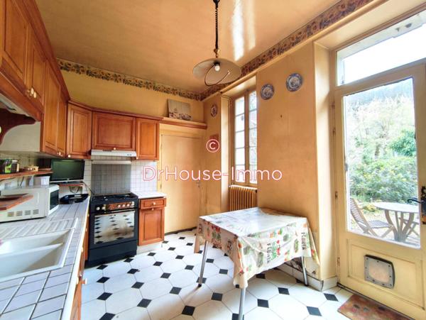 Immeuble à vendre 11 pièces de 253 m²