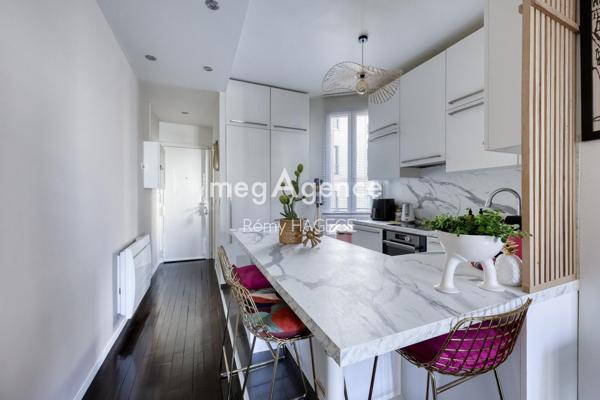 Appartement à SURESNES, 92150 - 2 pièces 45m²