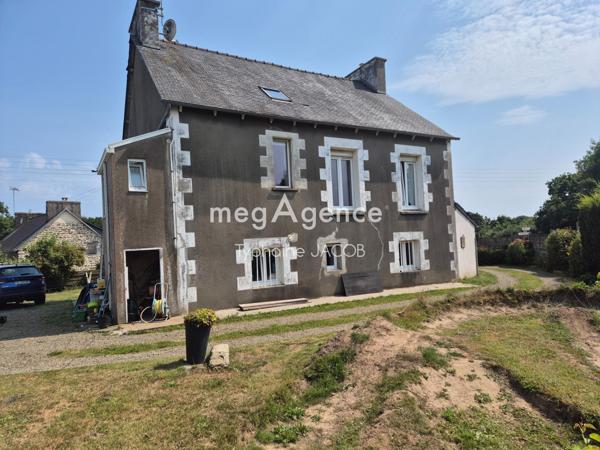 Maison à PLOUHA, 22580 - 8 pièces 172m²