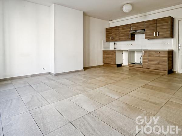 Versailles Chantiers Mairie ? Appartement 3 pièces