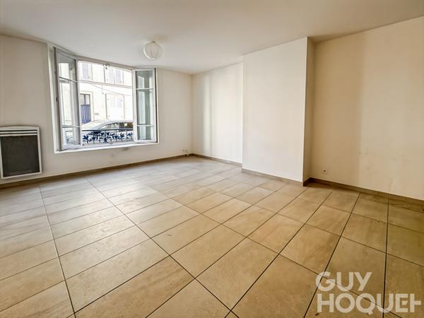 Versailles Chantiers Mairie ? Appartement 3 pièces