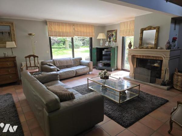 Exclusivité, maison individuelle sur 1307m² limite Bondues