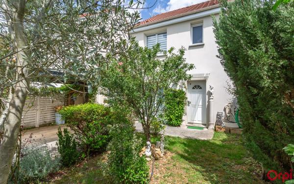 Maison à vendre    5 pièces •  Sainte-Geneviève-des-Bois