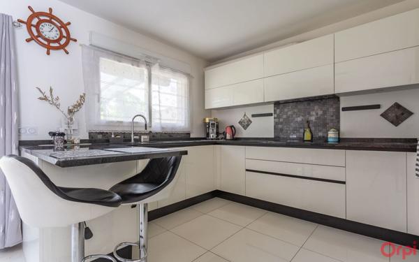 Maison à vendre    5 pièces •  Sainte-Geneviève-des-Bois