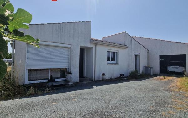 Maison à vendre    5 pièces •  Port-des-Barques