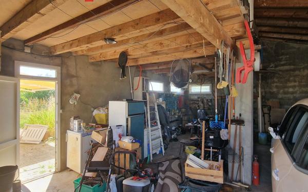 Maison à vendre    5 pièces •  Port-des-Barques