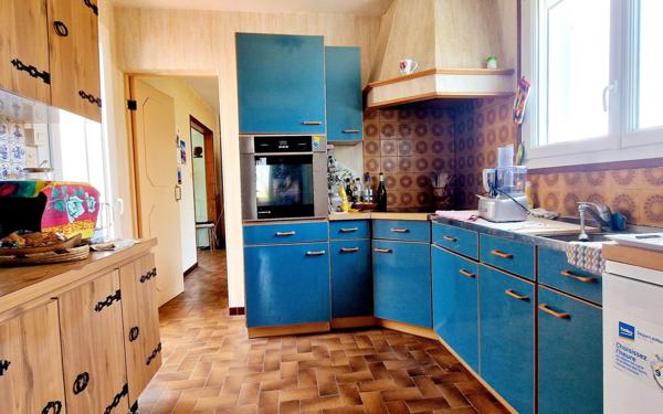 Maison à vendre    5 pièces •  Port-des-Barques