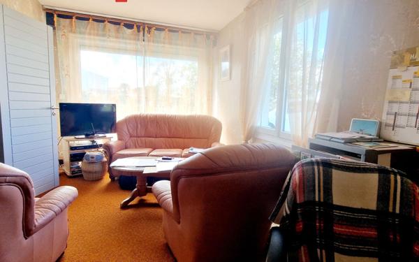 Maison à vendre    5 pièces •  Port-des-Barques