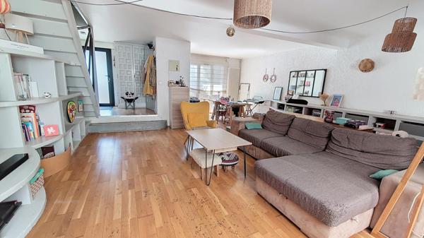 Maison de caractère-4 chambres-patio- terrasse-surface habitable 142M² - (Secteur Arago- 66 000 PERPIGNAN )
