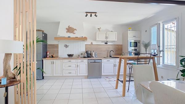 Charmante maison à vendre à Carpentras - 5 pièces, 3 chambres