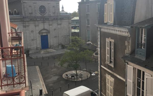 Appartement à vendre    2 pièces • 43 m2 Pau