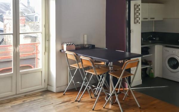 Appartement à vendre    2 pièces • 43 m2 Pau