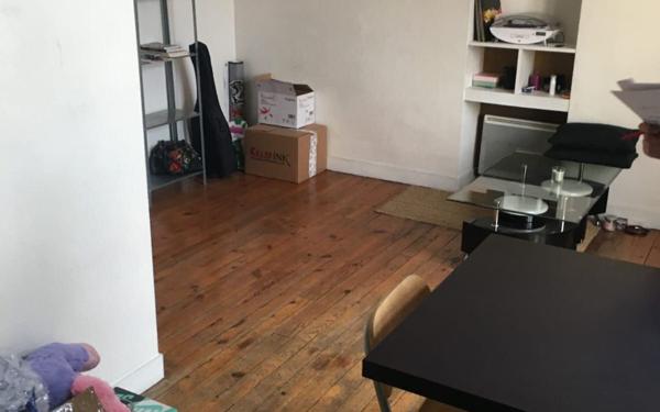 Appartement à vendre    2 pièces • 43 m2 Pau