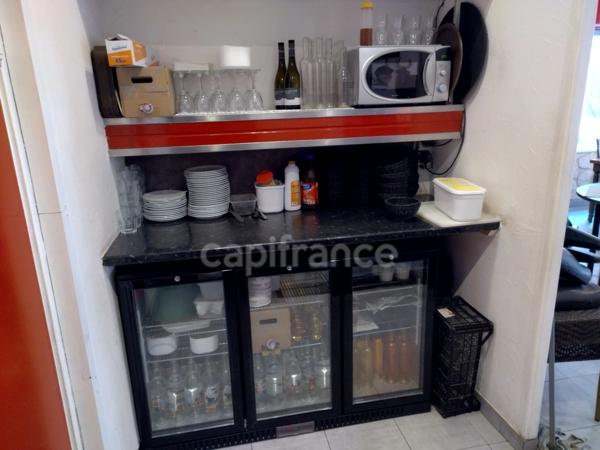 GARD (30) Le Grau-du-Roi (30240) à vendre fonds de commerce de restaurant 450 000 € CA 100 places proche du Port.