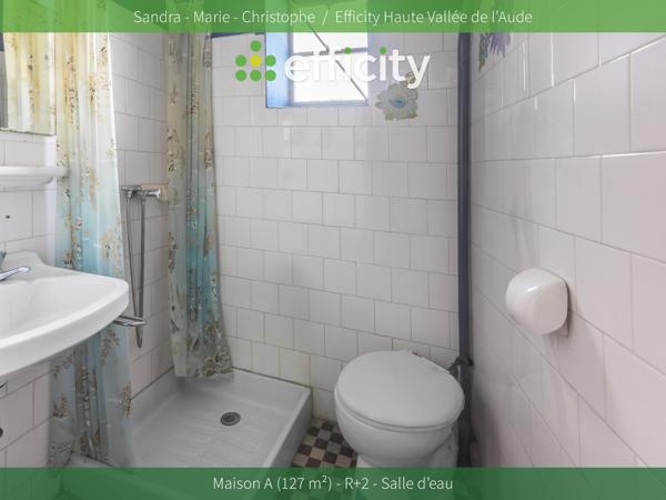 Maison
         6 pièces
        - 200 m² 85 000 € *