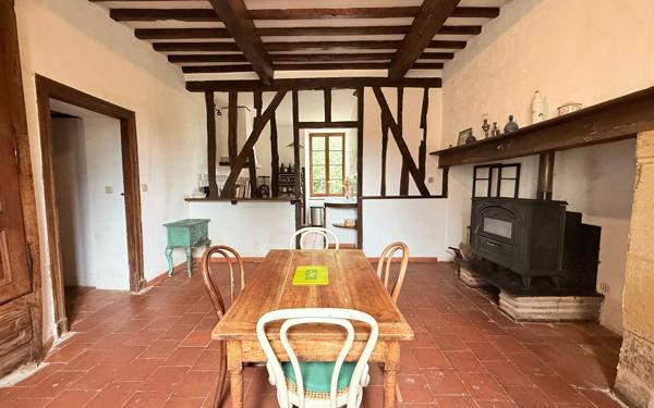 Maison à vendre    5 pièces •  Miélan